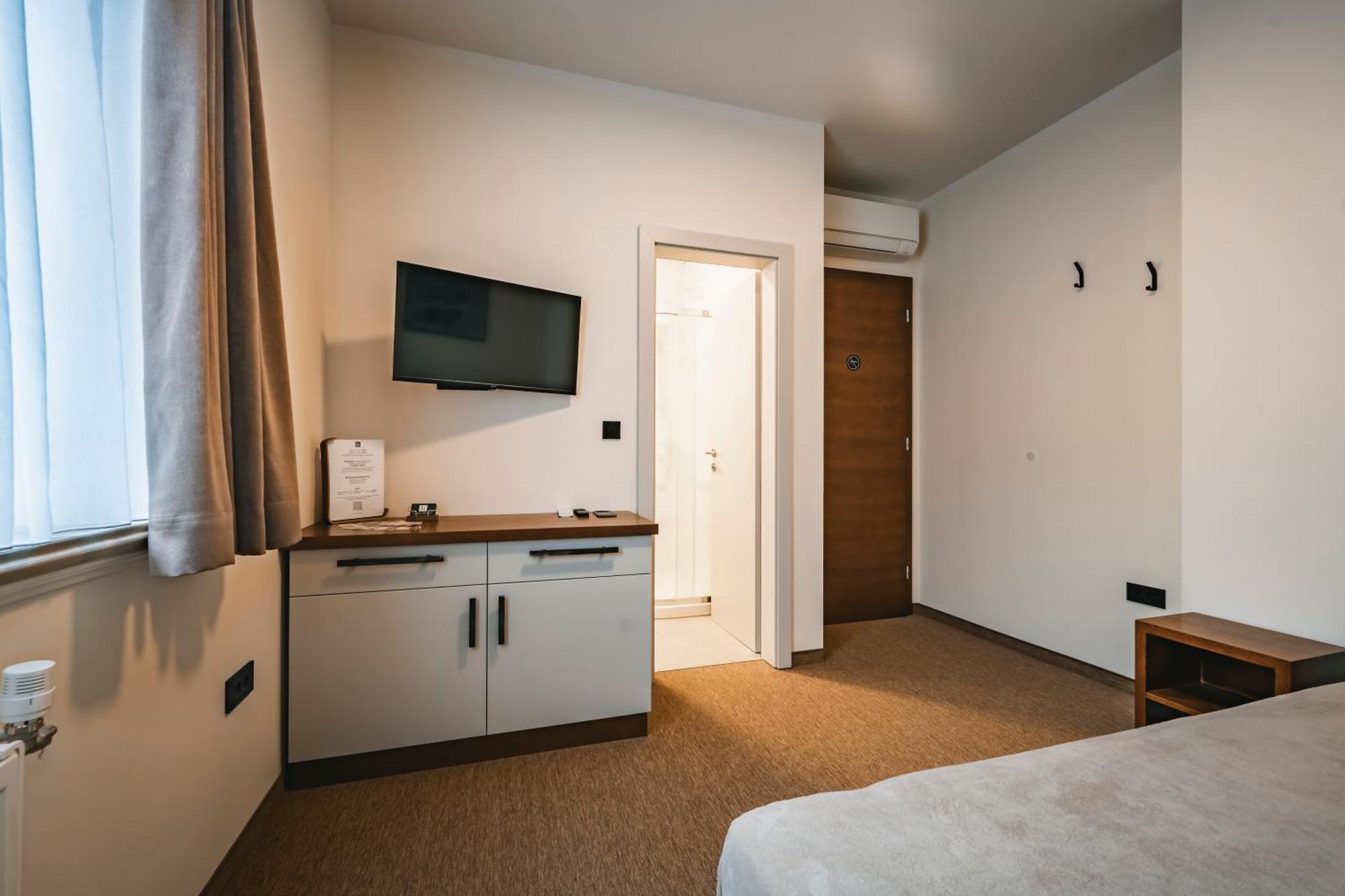 Guest House Ejga Jesenice Dış mekan fotoğraf